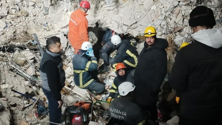 5 Personelimiz Depremin İlk Gününden Beri Hatay’da Arama Kurtarma Çalışmalarında GörevAlıyor