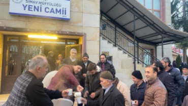 Yağmur Duası Yapmak Üzere Erkek-Kadın, Genç-Yaşlı Bugün Sabah Namazında Eski Garaj Yeni Camide Buluştuk