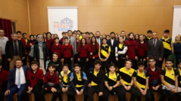 Genç Olmanın Vizyonu Adlı Konferansımızı Gerçekleştirdik