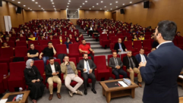 Genç Olmanın Vizyonu Adlı Konferansımızı Gerçekleştirdik