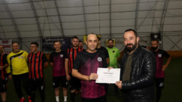 30 Yaş Üstü Halı Saha Ligi Bugün Yapılan Müsabakalarla Tamamlandı