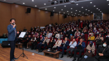 “Şiirli Muhabbet, Kıssadan Hisse” Konulu Konferansımızı Vatandaşlarımızın Büyük İlgisi ve Katılımıyla Gerçekleştirdik