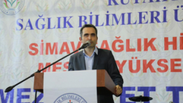 Simav Sağlık Hizmetleri Meslek Yüksekokulunda Gerçekleştirilen 2021-2022 Yılı Mezuniyet Törenine Katıldık