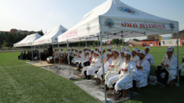 Hafızlık Merasimi ve Kur’an Ziyafeti Programına Katıldık