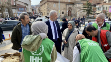 Depremzede Vatandaşlarımız İçin Düzenlenen Hayır Çarşısı Kermesine Katıldık