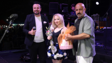 Panayırımızın etkinlikleri kapsamında Ece CEYLİN sahne aldı