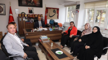 il genelinde dereceye giren öğrencilerimize hediyeleri takdim edildi