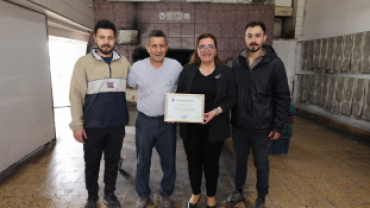 Ramazan ayı boyunca destek olan esnaflarımıza teşekkür belgelerini takdim edildi