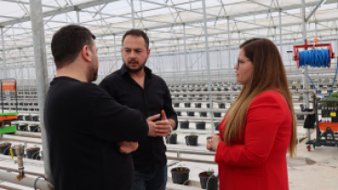 Kadın Eliyle Yetiştirilen Kırmızı Altın Lezzetler